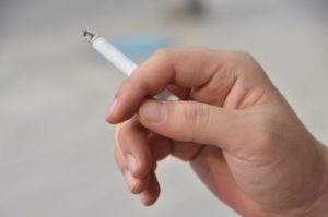 歯周病にタバコが及ぼす影響～まだタバコを吸いますか？